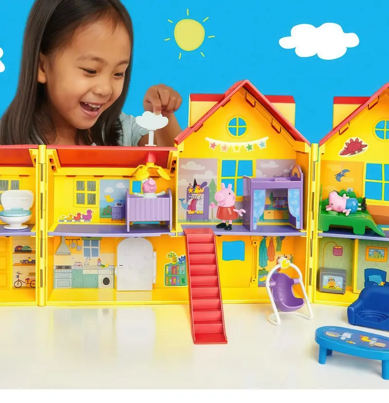 Peppa Pig Big Family House Playset With Interactive Baby Evie 1
