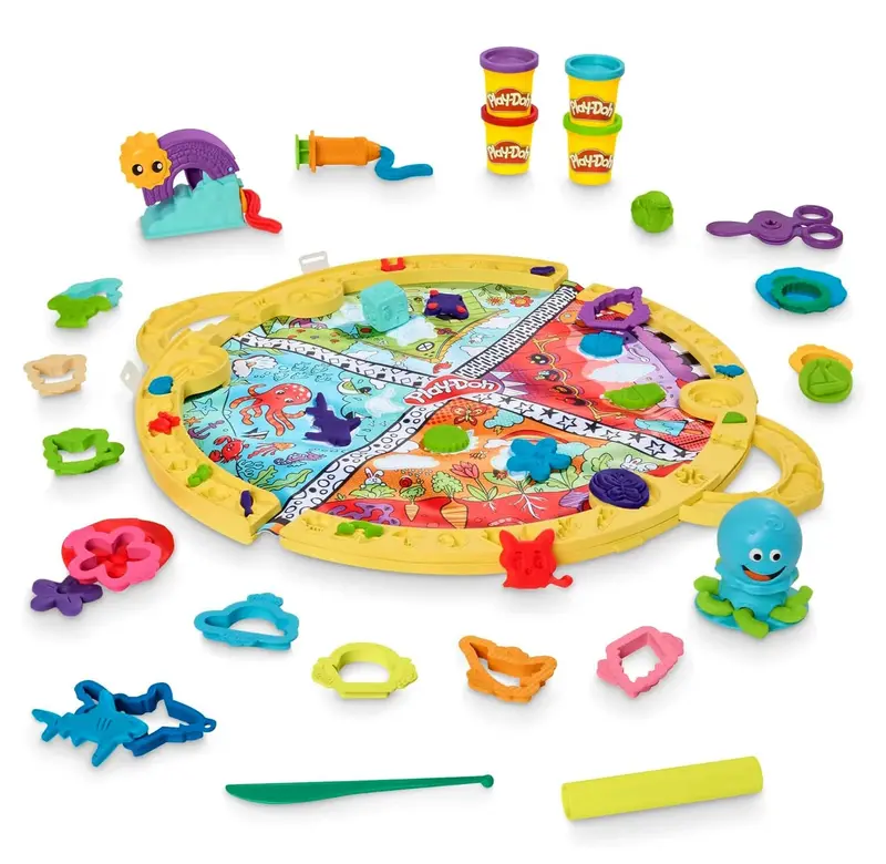 Play-Doh Fold & Go Portable Playmat 1